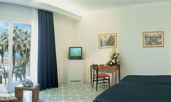 Hotel So' Lifestyle